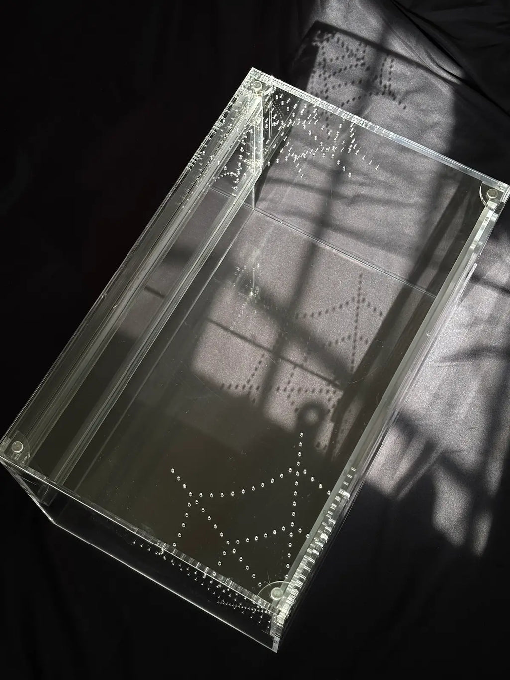 Supreme Terrestrial Tarantula Kit: 6-Gallon Acrylic Enclosure + Premium Habitat Kit Bundle